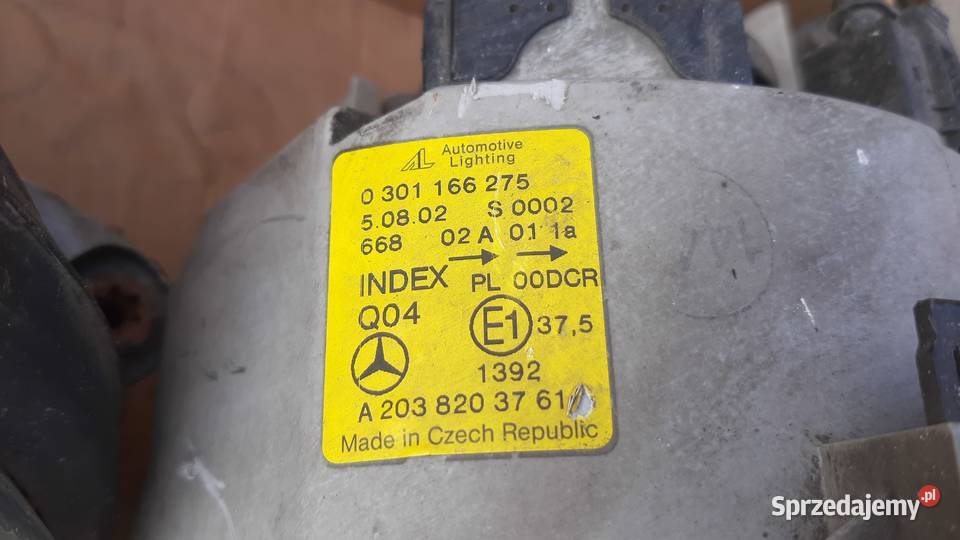 lampa prawa lewa xenon Mercedes c w203 lift Dębno