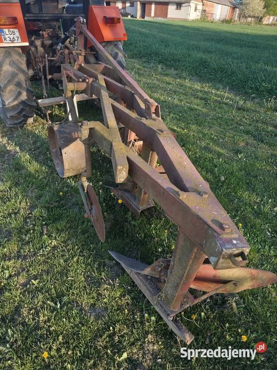Pług 4 skibowy