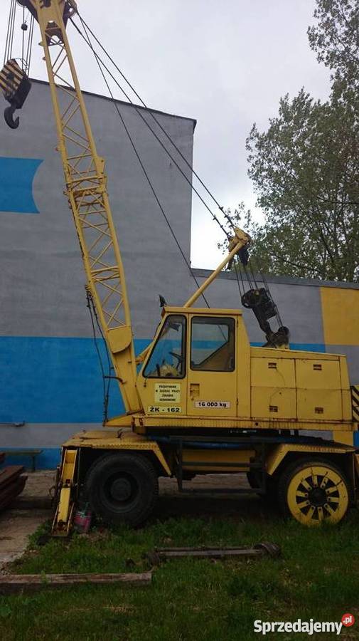 Żuraw kołowy samojezdny typ ZK 162 Jelenia Góra