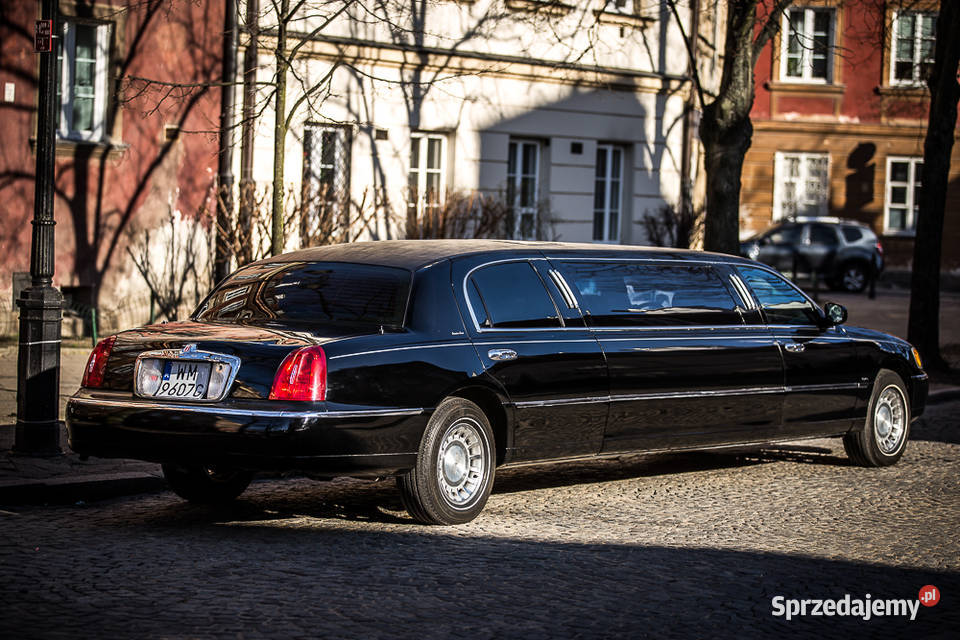 Lincoln Town Car Stretch Limo 100 Inch 4600cm3 Gdańsk