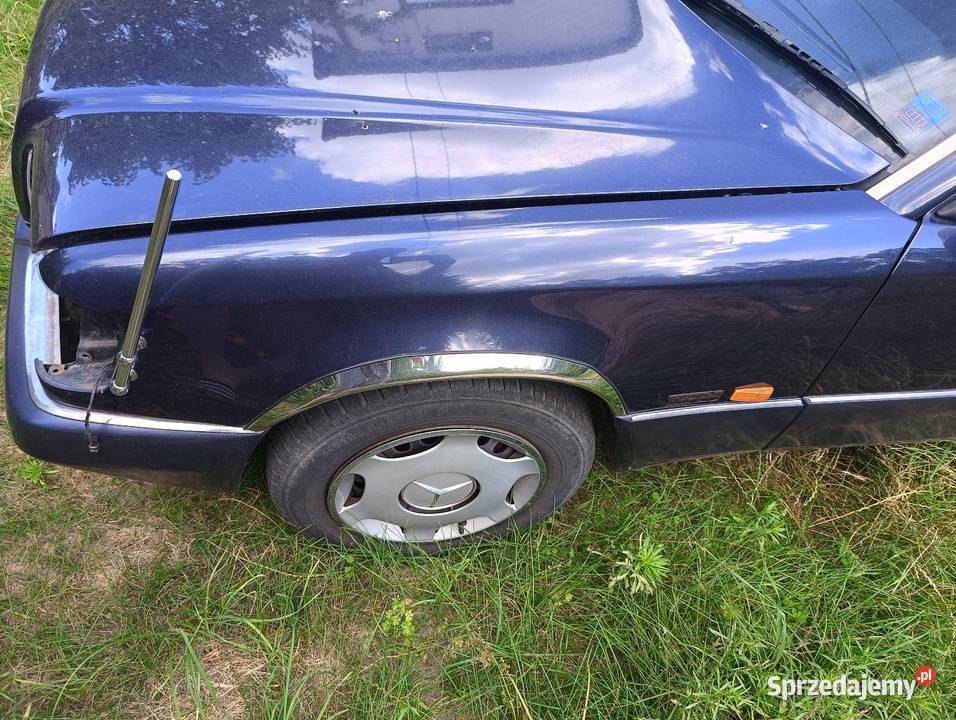 Błotnik przedni lewy prawy Mercedes 124 Radom