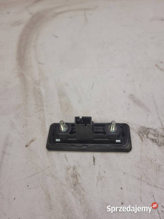 KLAMKA KLAPY TYŁ AUDI A4 A5 A6 Q5 8T0827566C osobowe Przystajń sprzedam