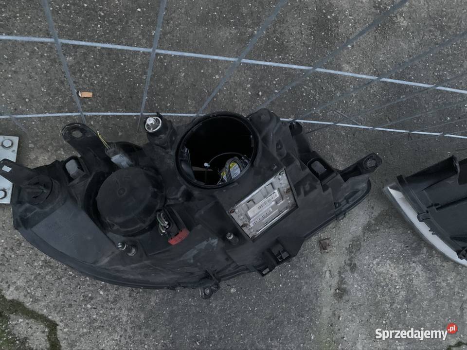 Reflektor Lampa przód lewa prawa xenon peugeot osobowe Lampy przednie