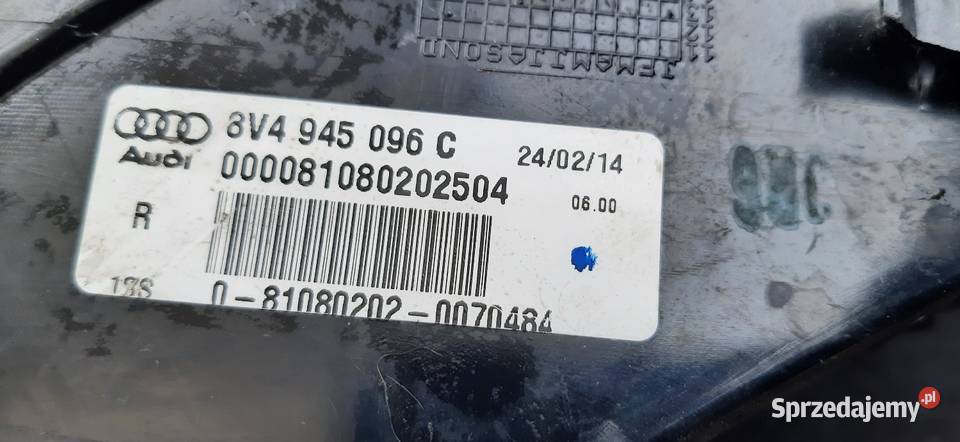 Audi A3 8V sportback lampa prawa tył 8V4945096C prawe