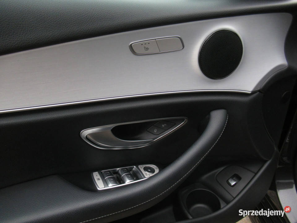Mercedes E 220 BEZWYPADKOWY Pakiet AMG 4Matic czujnik parkowania Warszawa