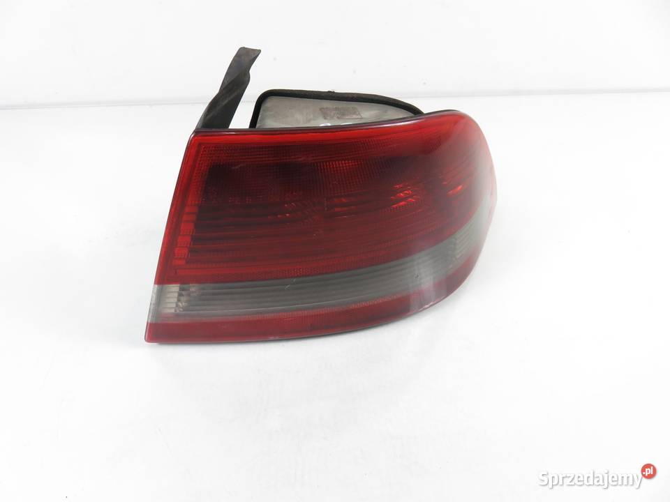 LAMPA PRAWA TYLNA SAAB 93 II