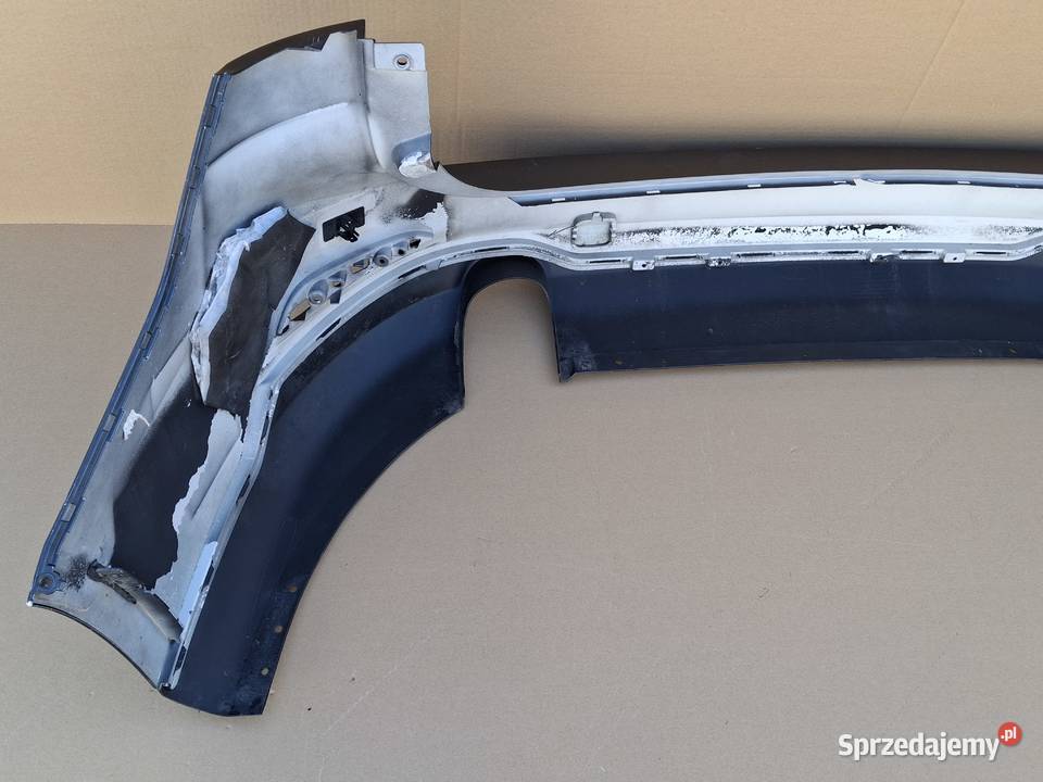 FORD FOCUS 4 IV MK4 KOMBI ZDERZAK TYŁ TYLNY Zderzaki