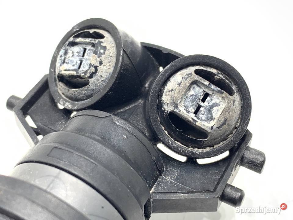 SPRYSKIWACZ REFLEKTORA PRAWY PRZÓD BMW E84 SUV Spryskiwacze reflektorów