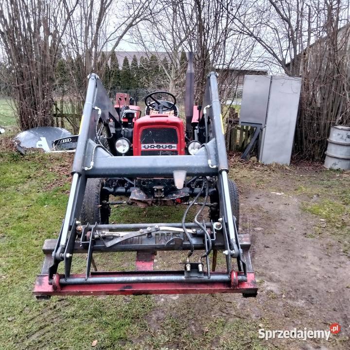 Sprzedam Ursusa C330 z 3 sekcyjnym turem i