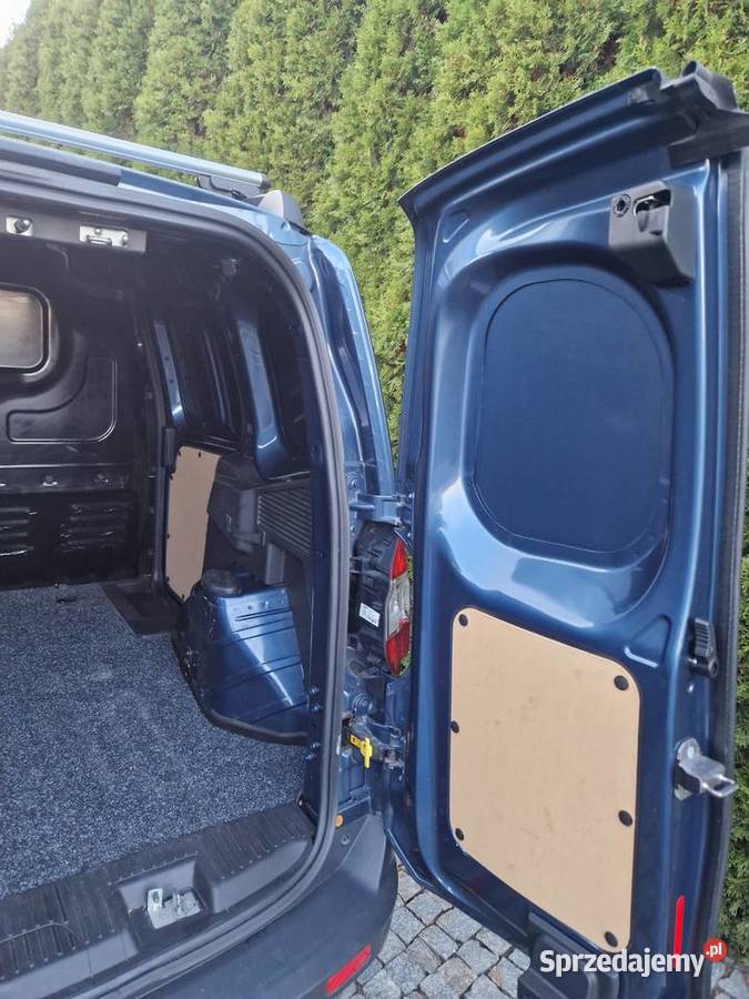 Ford Transit Courier Ambiente Lubartów