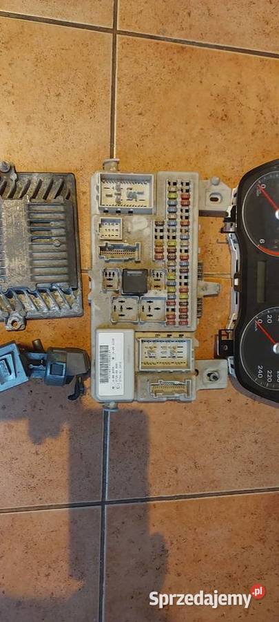 Zestaw startowy Ford C 18 tdci 4M5112A650JL osobowe Szczecin