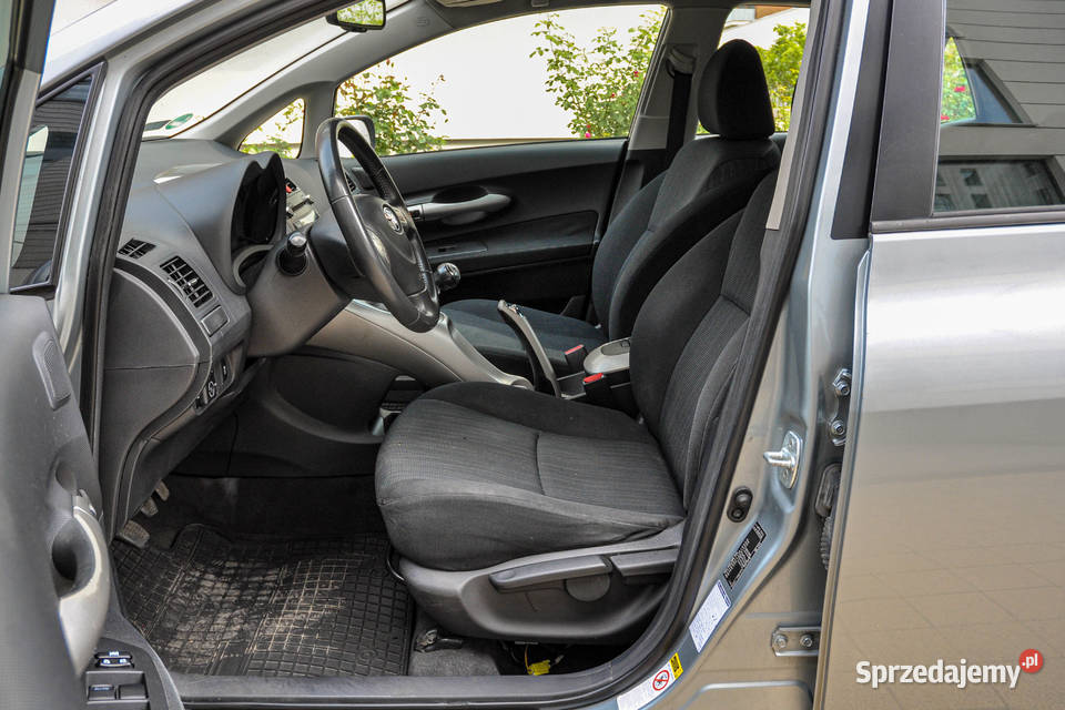 Toyota Auris 16 LPG 160 nieuszkodzony dolnośląskie Wrocław sprzedam