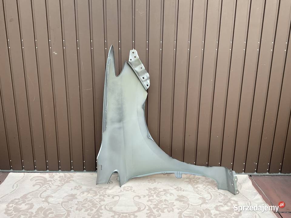 BŁOTNIK LEWY TOYOTA AURIS II E18 Pleszew sprzedam