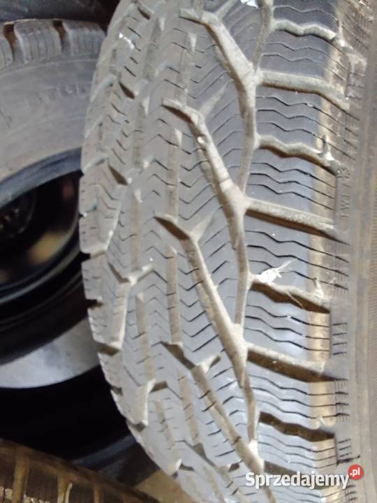 Sprzedam opony zimowe R 14 15 17 zima