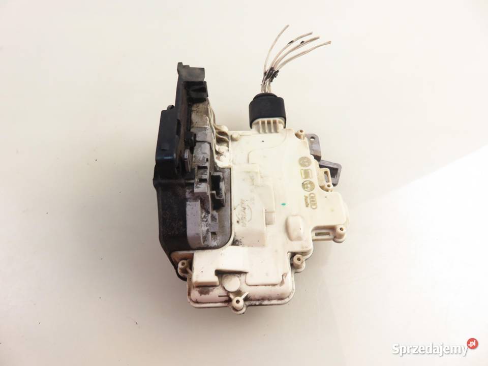 ZAMEK LEWY TYLNY VW PASSAT B6 3C4839015A osobowe