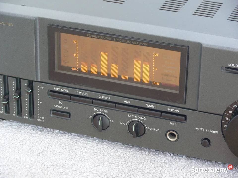 Wzmacniacz z korektorem Universum WYSYŁKA Jasło sprzedam