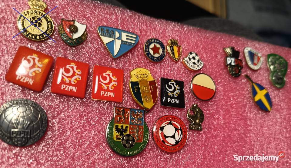 Piłkarskie odznaki klubowe wymiana i sprzedaż Wronki