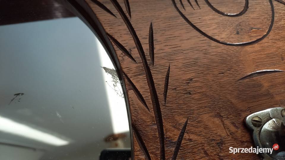 Wieszak drewniany z lustrem i półką wiszący Gawroniec