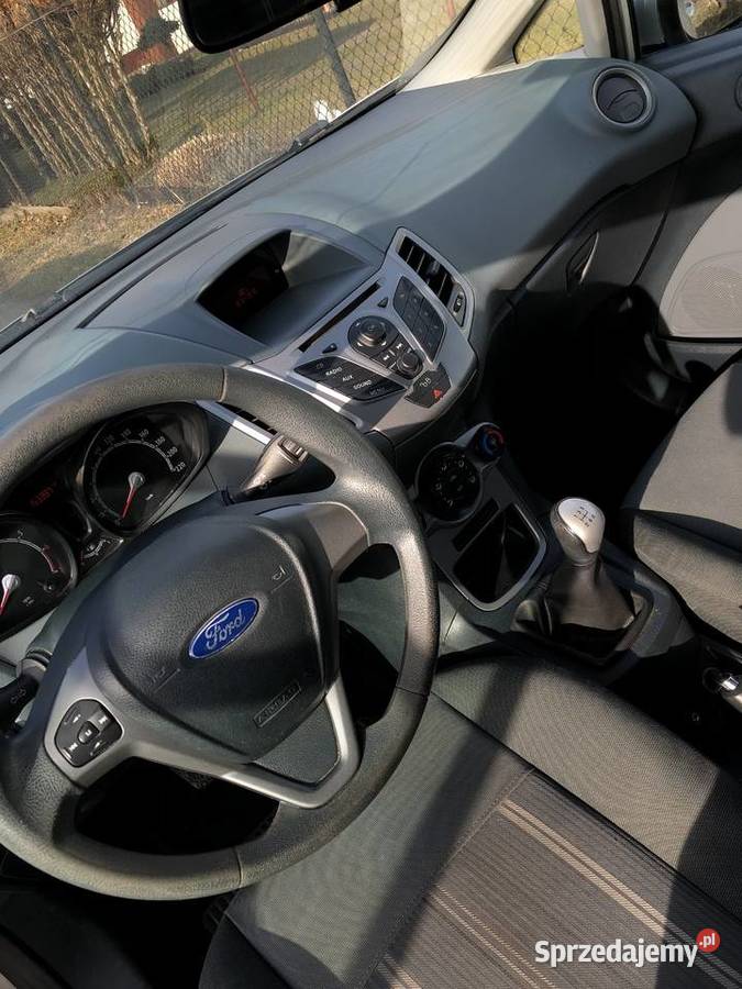 Na sprzedaż Ford Fiesta 2009 nieuszkodzony Chełm Śląski