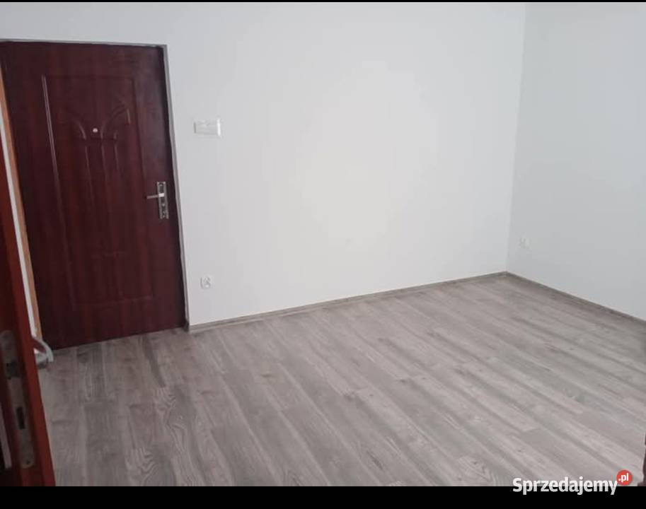 Sprzedam mieszkanie 39mw zabytkowym Palacu w sprzedam