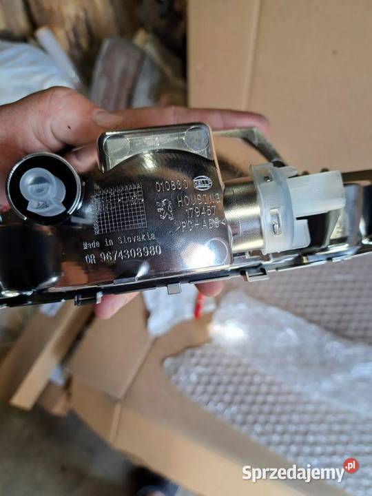 lampa przeciwmgielna tylna tył Opel Corsa F C41 dolnośląskie