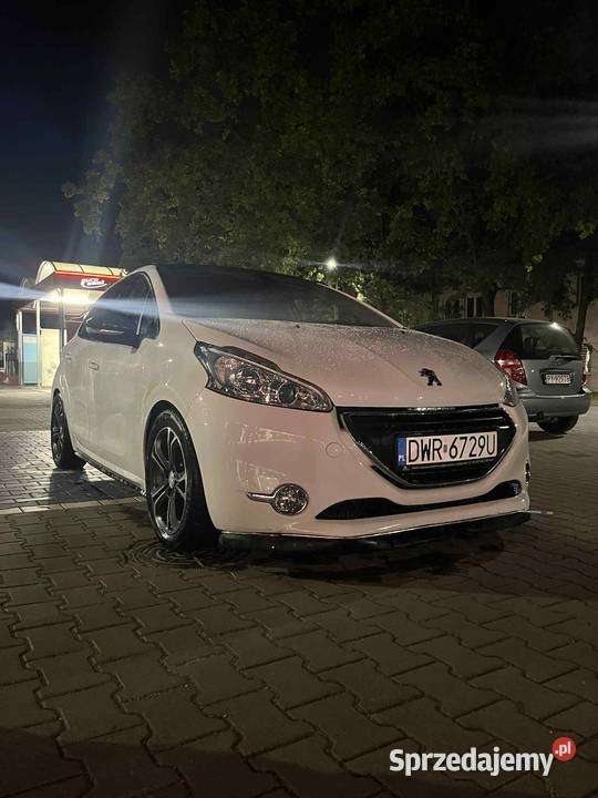 Peugeot 208 Samochody osobowe Kiełczów
