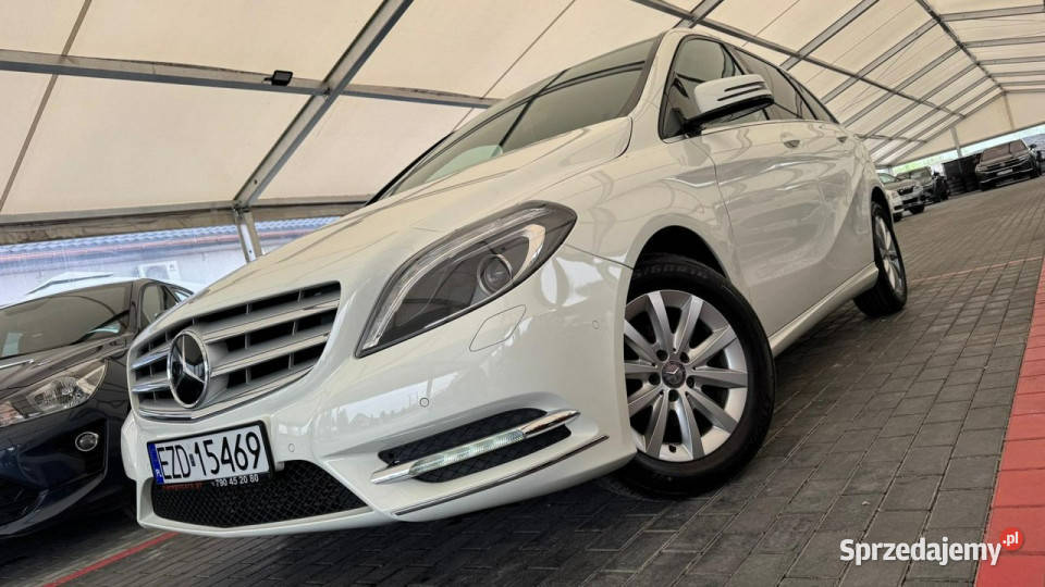 Mercedes B 180 W246 2011 Samochody osobowe