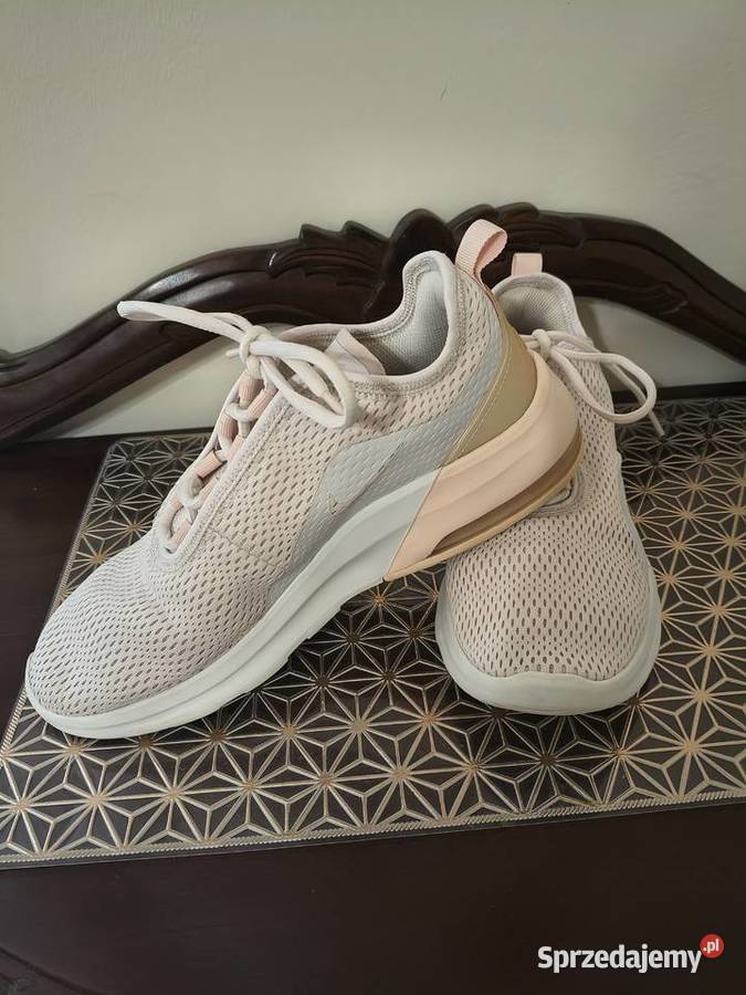 Buty sportowe damskie NIKE r 39 Obuwie sportowe Wrocław