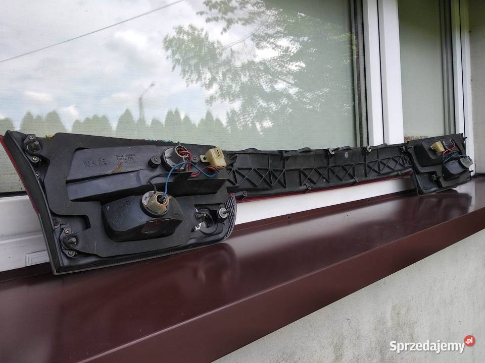 Subaru Legacy 2 II kombi blenda na klapę osobowe Sieradz