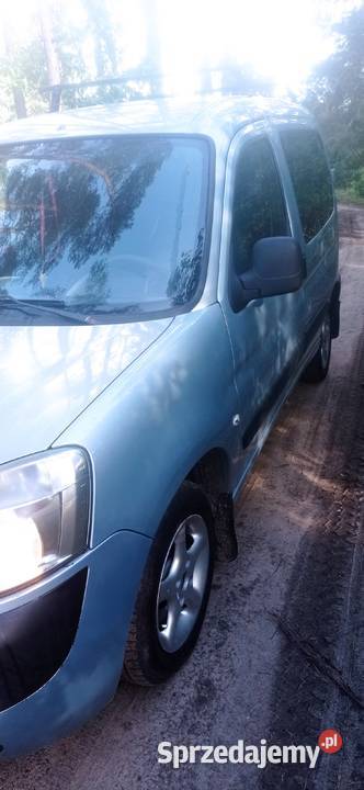 Zamienię na 4x4 bądź osobowy niebieski Łochów sprzedam