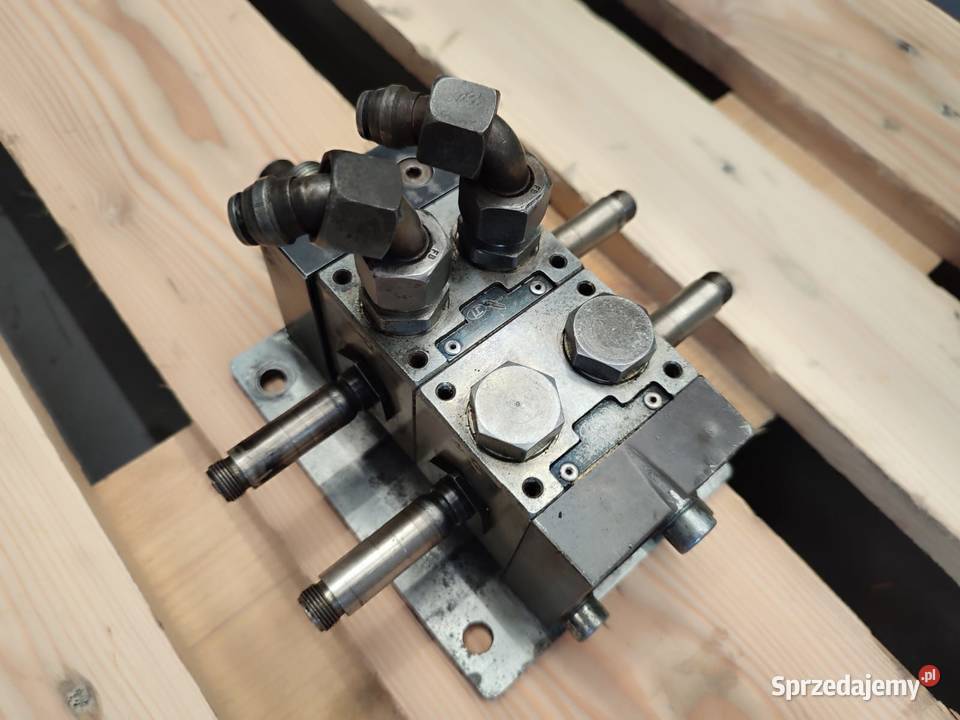 Blok hydrauliczny R933003326 Rexroth Wilkowo sprzedam