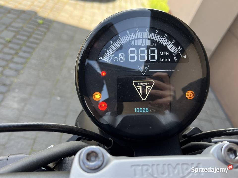 Triumph Trident 660 benzyna Chodów