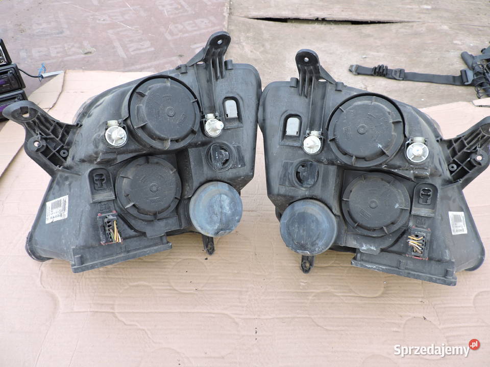 Lampy przód Opel Meriva Myszków sprzedam