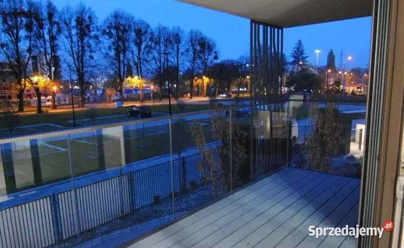 2 pokoje z halą garażową Olivia Business Centre Gdańsk sprzedam