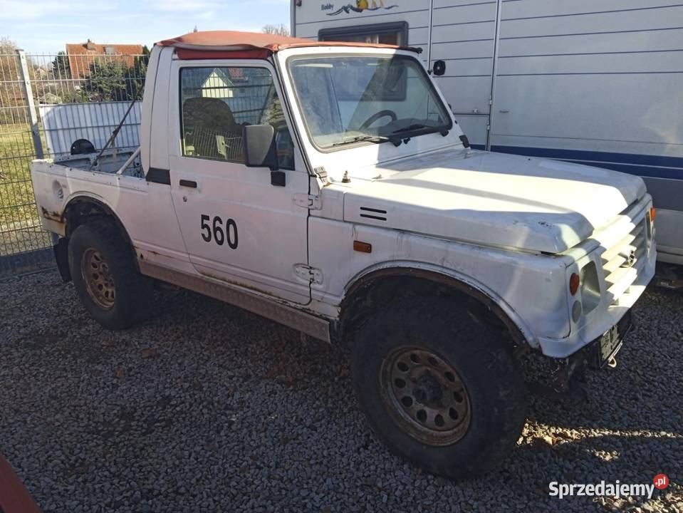 Suzuki Samurai 1989 Wołów