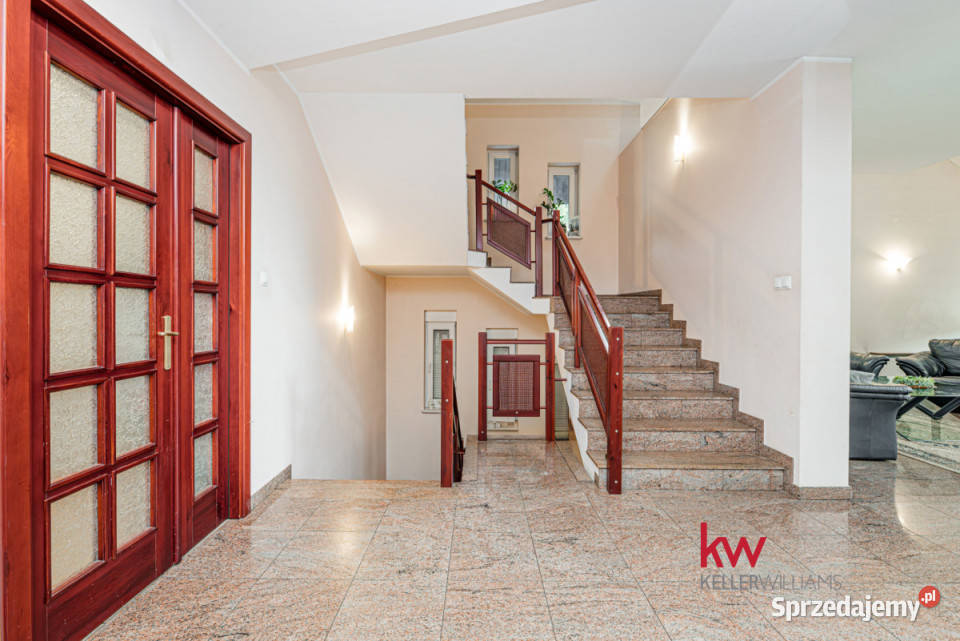 Dom wolnostojący Poznań Dunajecka 349m2