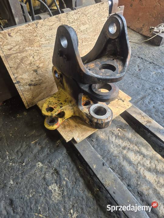 Konik obrotnica KOMATSU PC80 MR3