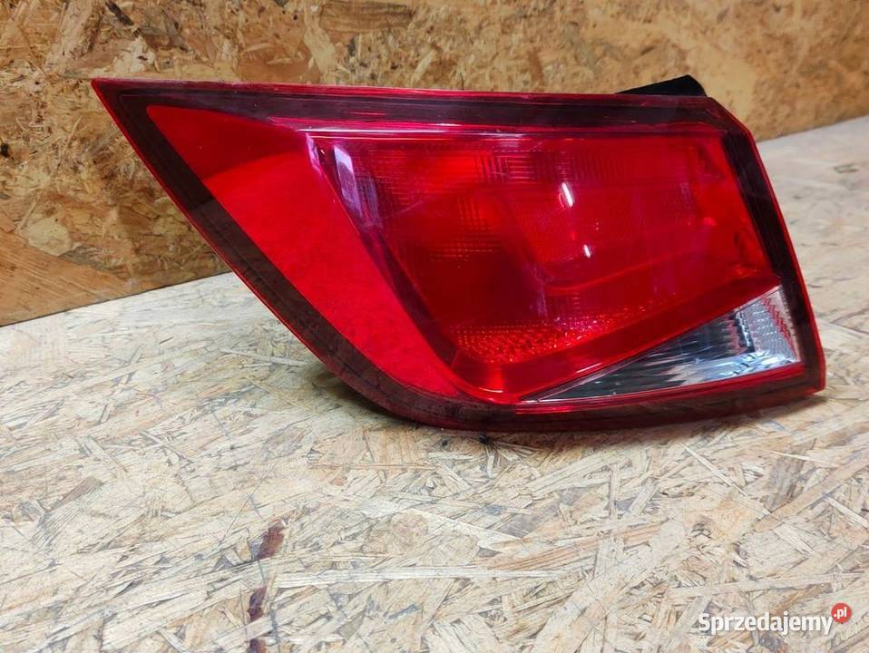 Lampa Lewy Tył Seat Leon III Kombi 90047811 osobowe Pleszew