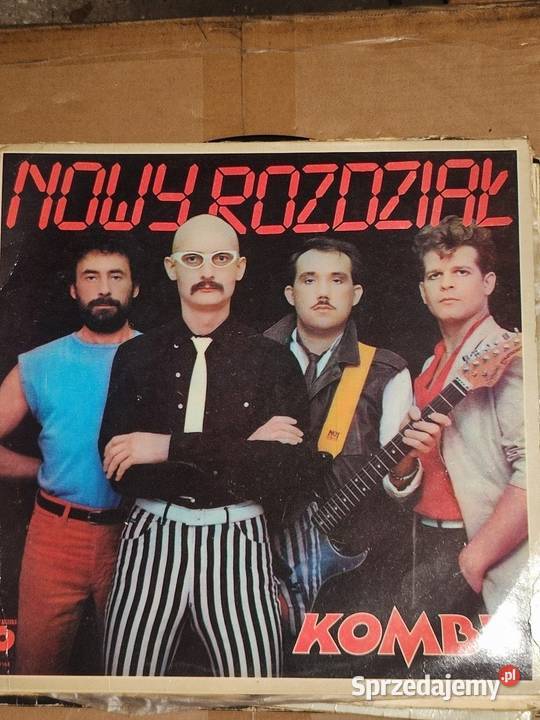 Płyta grająca winylowa zespołu Kombi Nowy Muzyka