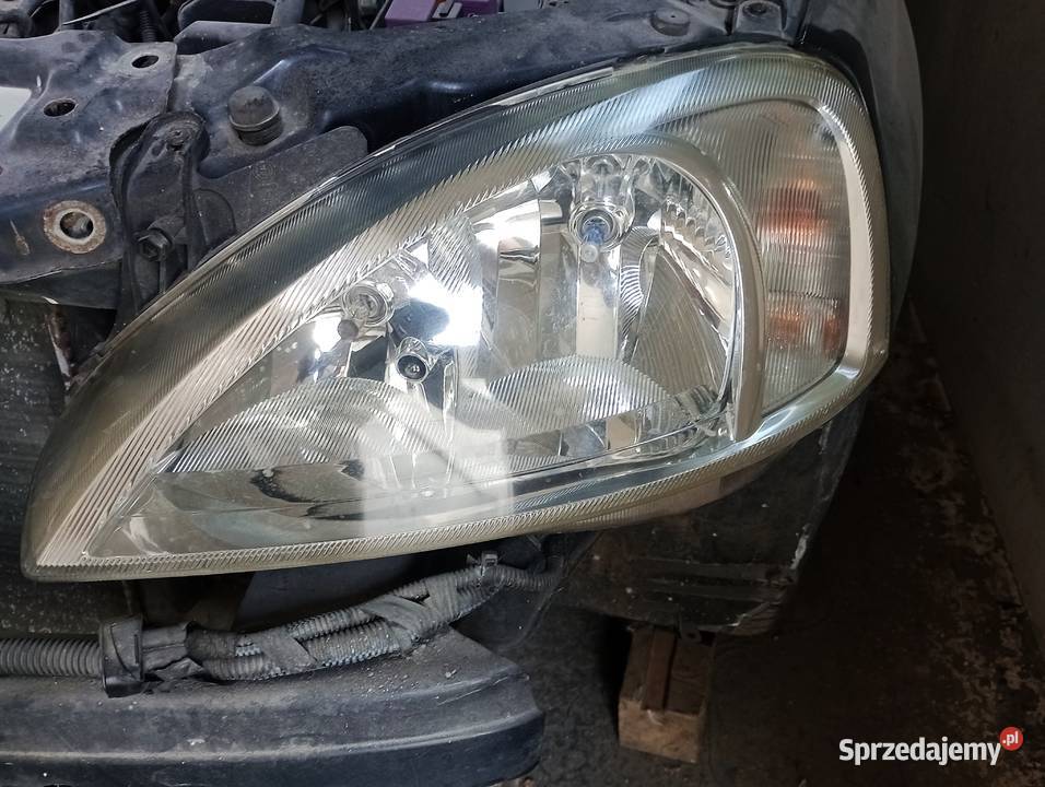 corsa c lampy przednie osobowe Lampy przednie Złotniki Kujawskie sprzedam
