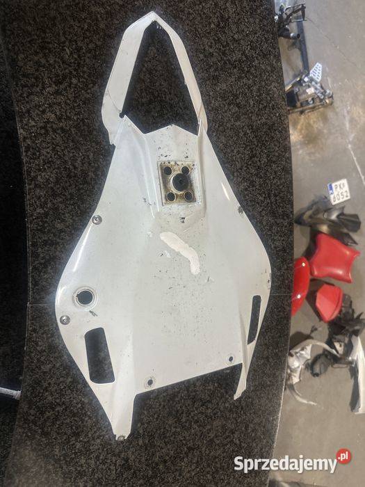 YAMAHA YZFR6 600 RJ11 0607 Zadupek Nadkole