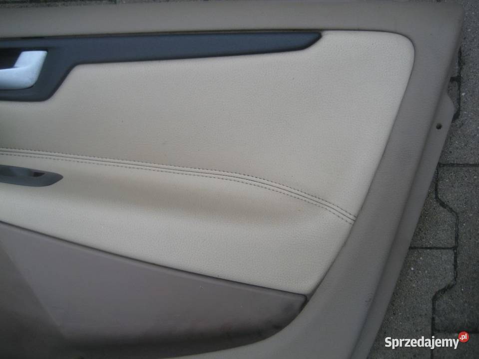 volvo v70 0004r tapicerka boczek drzwi przód osobowe sprzedam