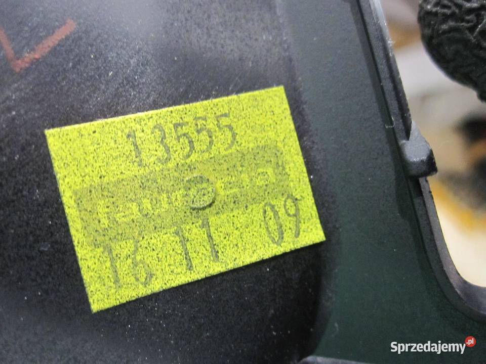 FORD FOCUS MK3 III 13r ramka radia BM51188835GGW
