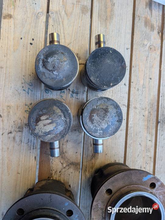 Tłoki cylindry VW garbus Części montażowe Mikołów