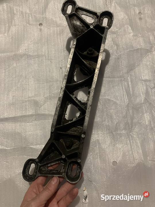 Mocowanie belka poprzeczna skrzyni biegów BMW Mszana