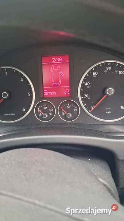 Tiguan 1 2009 anglik uszkodzony silnik Rok produkcji 2009 Leżajsk