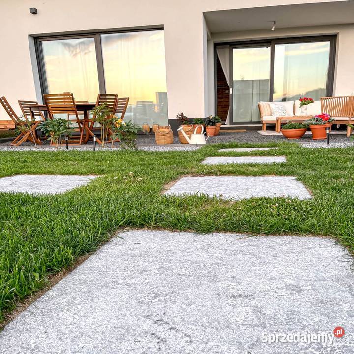 Płytki Wapień L828 płomieniowany i szczotkowany