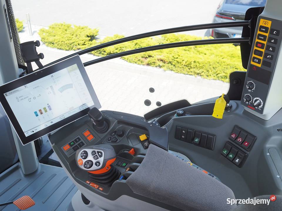 Claas Axion 850 CEBIS Ciągnik rolniczy traktor Zaczep górny Stęszew