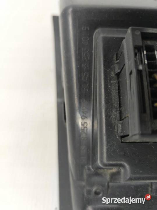 SCHOWEK KIEROWCY DOLNY BMW E39 25B 8161487