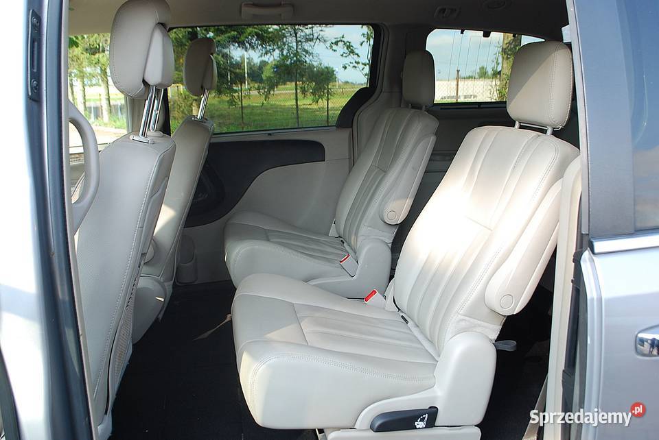 Chrysler Town Country 36 benzynagaz LPG Przebieg Włynkówko